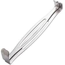Army–Navy Retractor